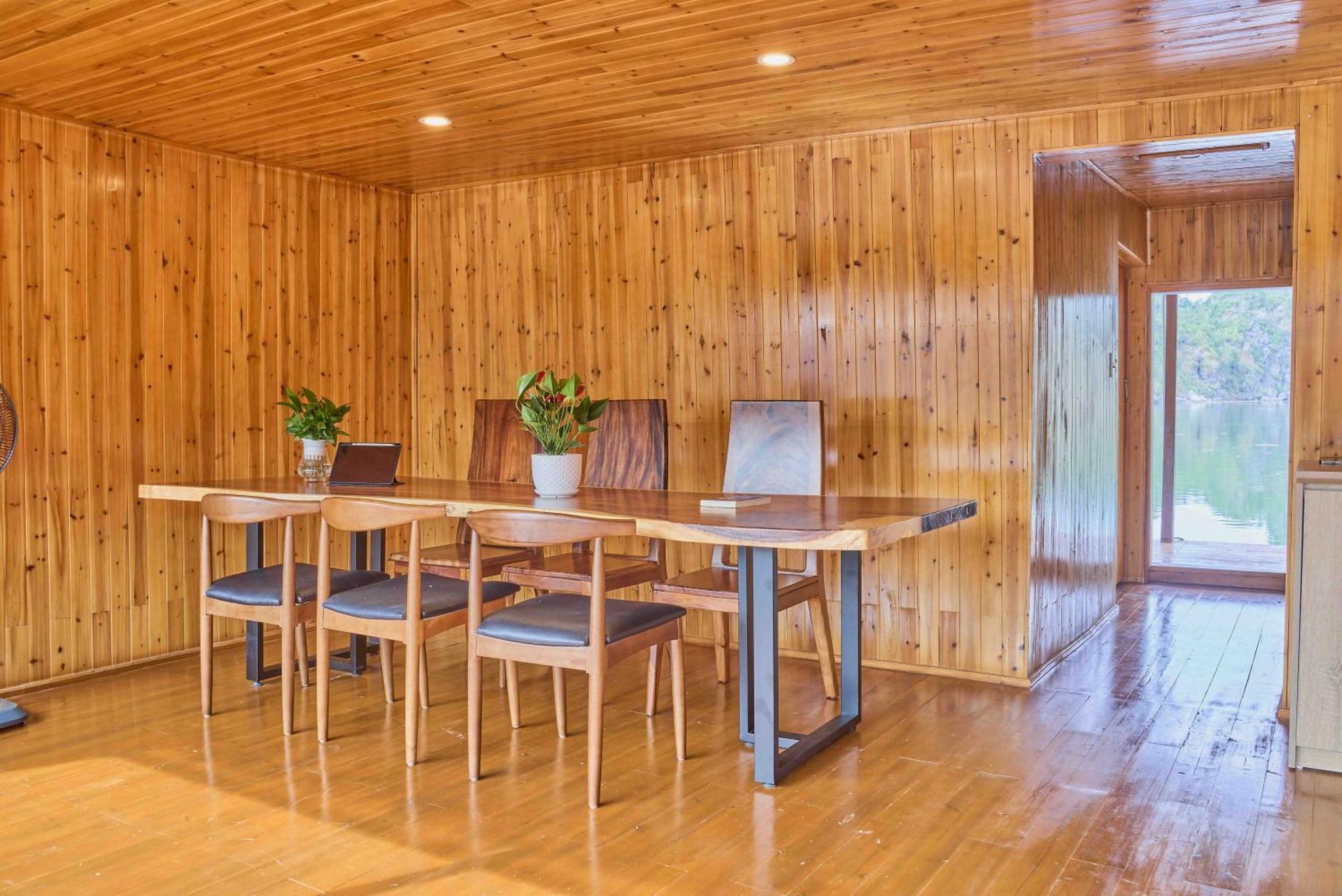Dong Khe Sau Lan Ha Floating Homestay מראה חיצוני תמונה