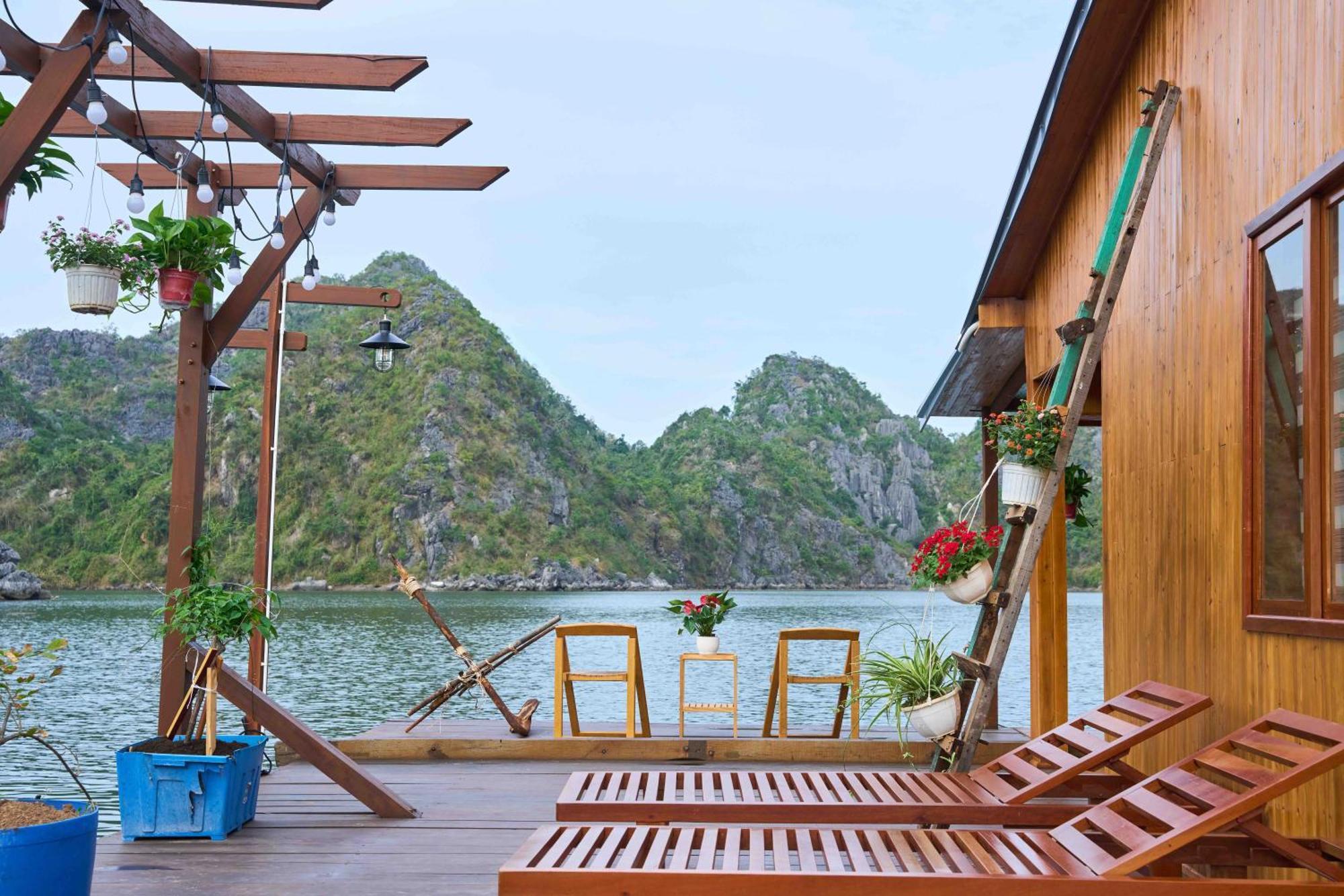 Dong Khe Sau Lan Ha Floating Homestay מראה חיצוני תמונה